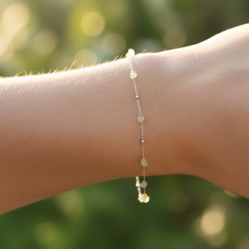 Chic & Stylish Bracelet – A Thoughtful Gift for Women and Girls, DYC1728